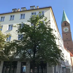 Der Tannenbaum ** Munique
